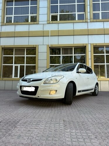 Hyundai i30-2