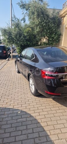 Skoda Superb 2022, 107,000 km - 1.4 л - Bakı