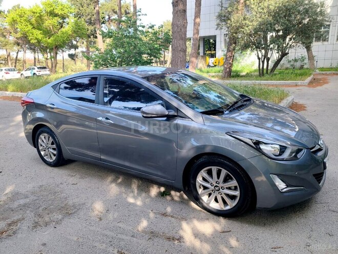 Hyundai Avante 2015, 125,000 km - 1.6 l - Bakı