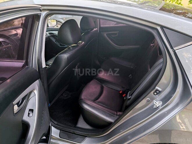 Hyundai Avante 2015, 125,000 km - 1.6 l - Bakı