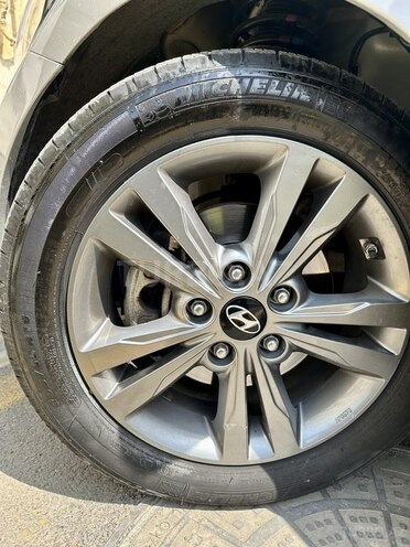 Hyundai Avante 2014, 197,059 km - 1.6 л - Bakı