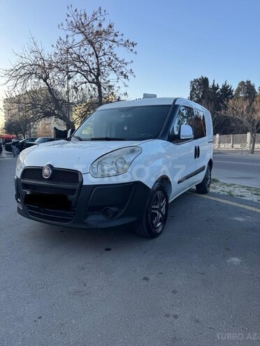 Fiat Doblo 2014, 196,000 km - 1.4 л - Bakı