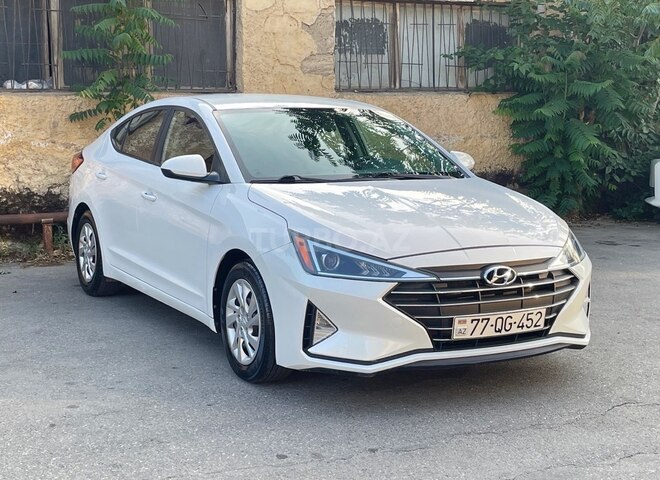 Hyundai Elantra 2019, 89,700 km - 2.0 l - Bakı
