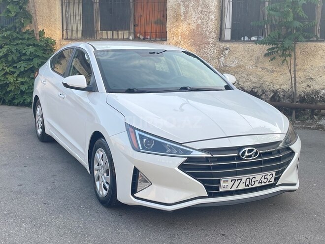 Hyundai Elantra 2019, 89,700 km - 2.0 l - Bakı