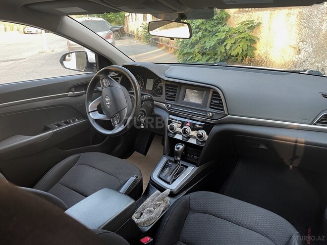 Hyundai Elantra 2019, 89,700 km - 2.0 l - Bakı