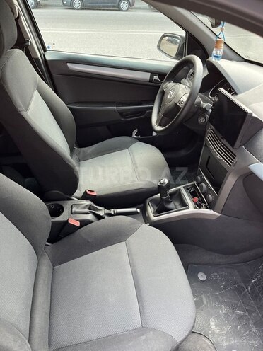 Opel Astra 2006, 250,000 km - 1.4 l - Bakı