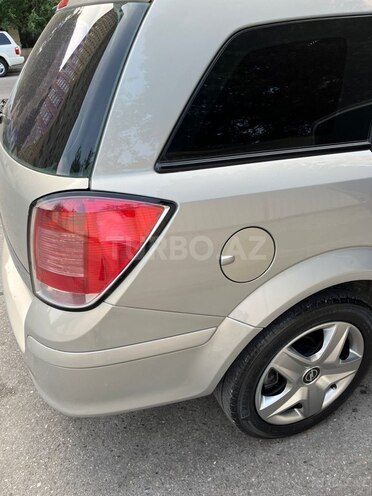 Opel Astra 2006, 250,000 km - 1.4 l - Bakı