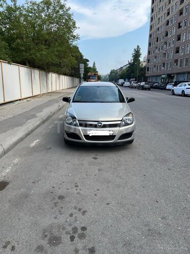 Opel Astra 2006, 250,000 km - 1.4 l - Bakı