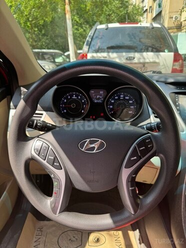 Hyundai Elantra 2015, 148,623 km - 1.8 л - Bakı