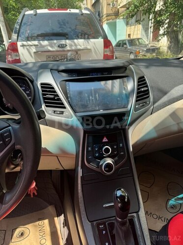 Hyundai Elantra 2015, 148,623 km - 1.8 л - Bakı