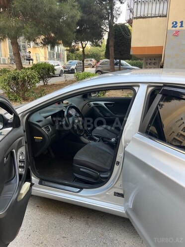 Hyundai Avante 2014, 245,000 km - 1.6 л - Bakı