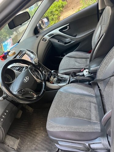 Hyundai Avante 2014, 245,000 km - 1.6 л - Bakı
