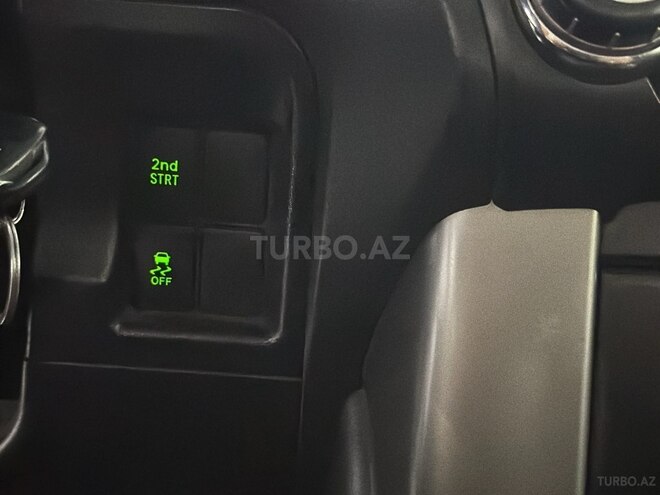 Toyota Land Cruiser Prado 2010, 284,000 km - 2.7 л - Bakı