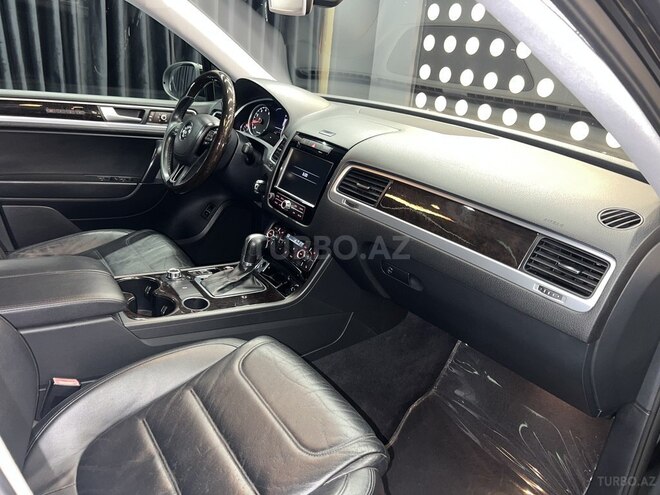 Volkswagen Touareg 2010, 195,000 km - 3.6 л - Bakı