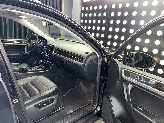 Volkswagen Touareg 2010, 195,000 km - 3.6 л - Bakı
