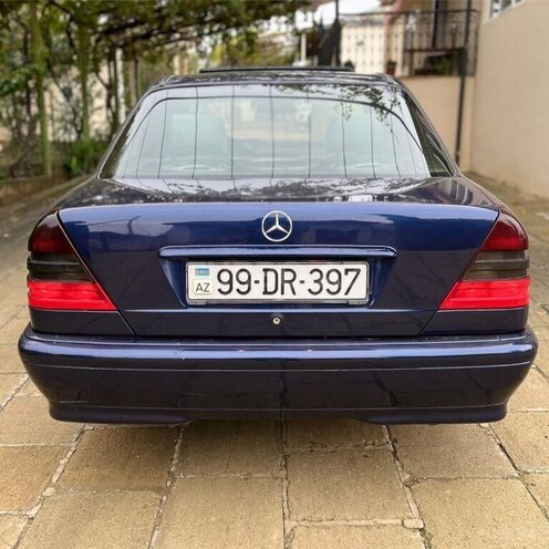 Mercedes C 200 d 2000, 423,500 km - 2.2 l - Kürdəmir
