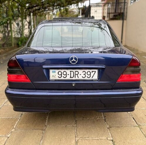 Mercedes C 200 d 2000, 423,500 km - 2.2 l - Kürdəmir