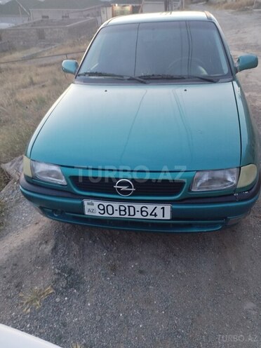 Opel Astra 1994, 339,000 km - 1.6 l - Bakı