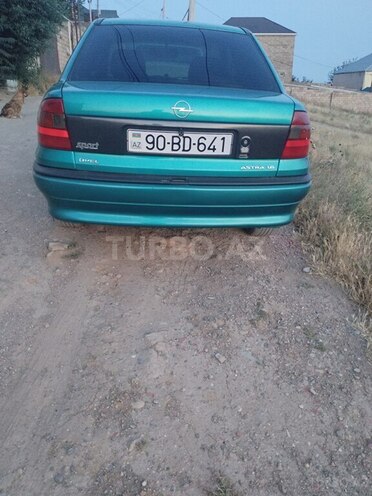 Opel Astra 1994, 339,000 km - 1.6 l - Bakı