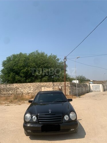 Mercedes E 200 1998, 274,000 km - 2.0 l - Bakı