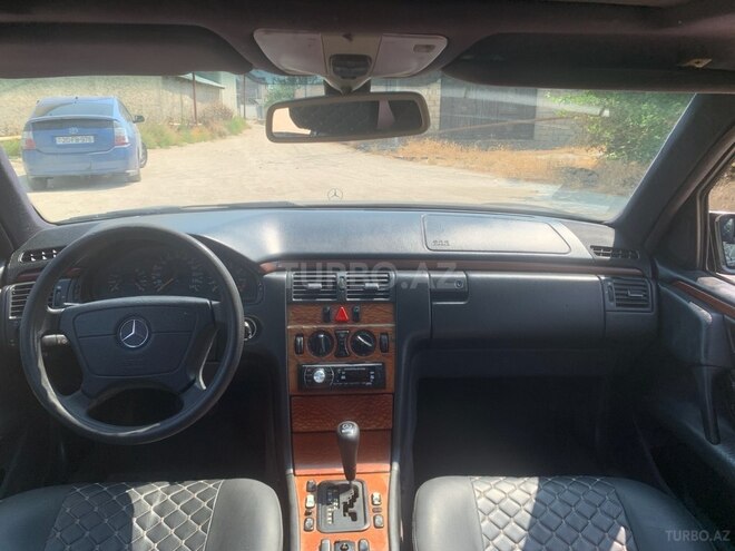 Mercedes E 200 1998, 274,000 km - 2.0 l - Bakı
