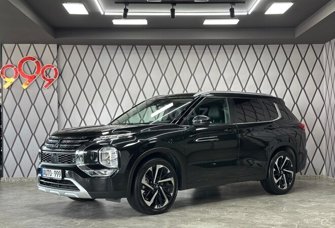 Mitsubishi Outlander-3