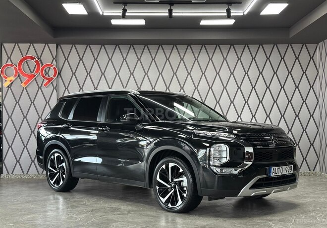 Mitsubishi Outlander-2