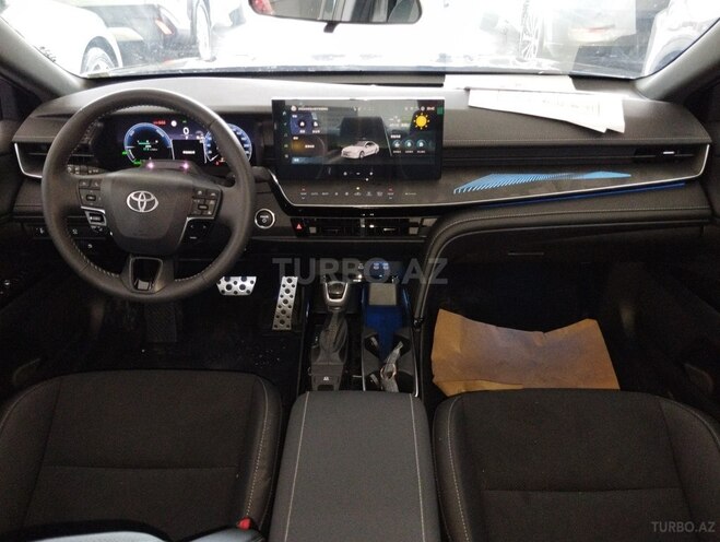 Toyota Camry-6