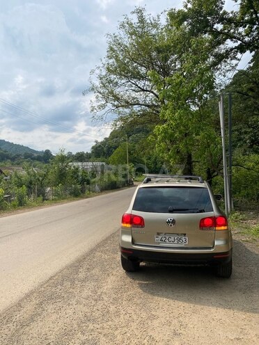 Volkswagen Touareg 2005, 274,000 km - 4.2 l - Lənkəran