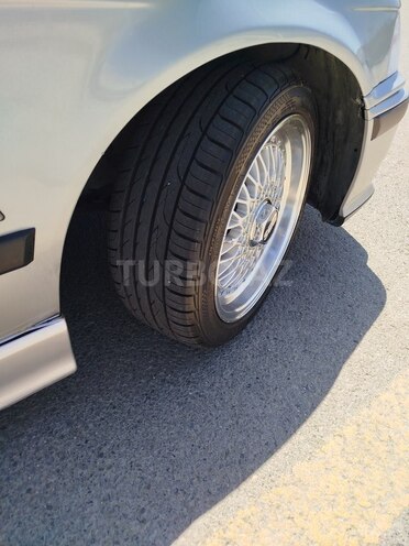 BMW 320 1998, 270,000 km - 2.0 l - Bakı