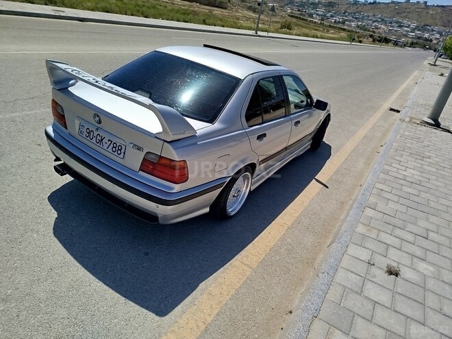 BMW 320 1998, 270,000 km - 2.0 l - Bakı