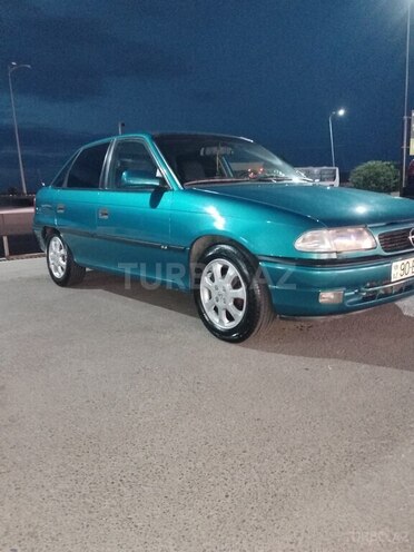 Opel Astra 1994, 339,000 km - 1.6 l - Bakı