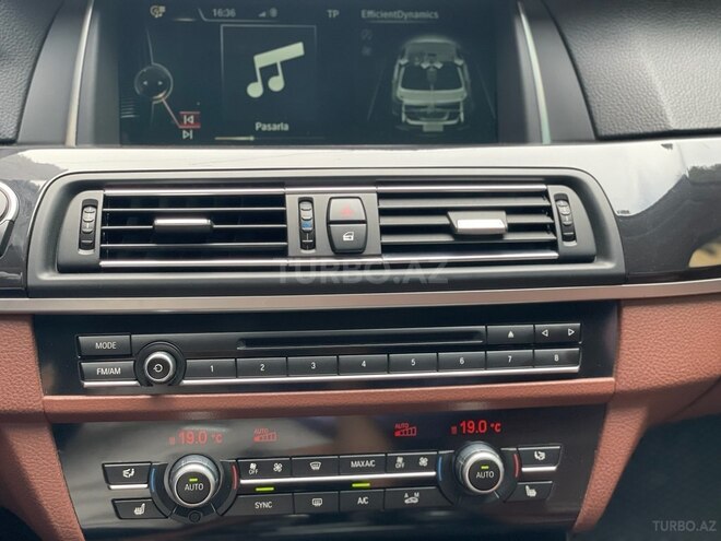 BMW 520-11