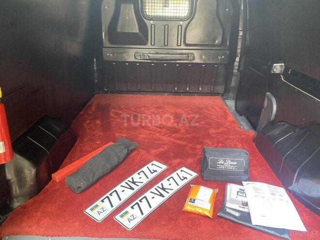 Ford Transit Connect 2011, 129,000 km - 1.8 l - Bakı