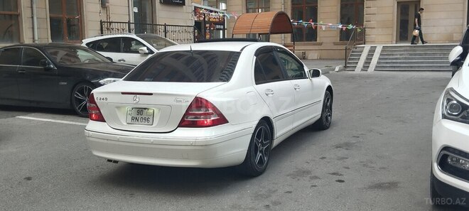 Mercedes C 240 2002, 365,961 km - 2.4 л - Bakı