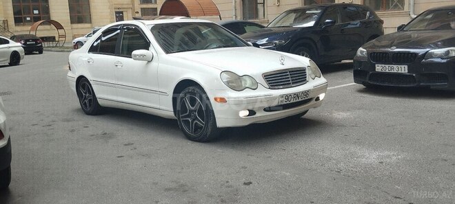 Mercedes C 240 2002, 365,961 km - 2.4 л - Bakı