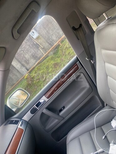 Volkswagen Touareg 2005, 274,000 km - 4.2 l - Lənkəran