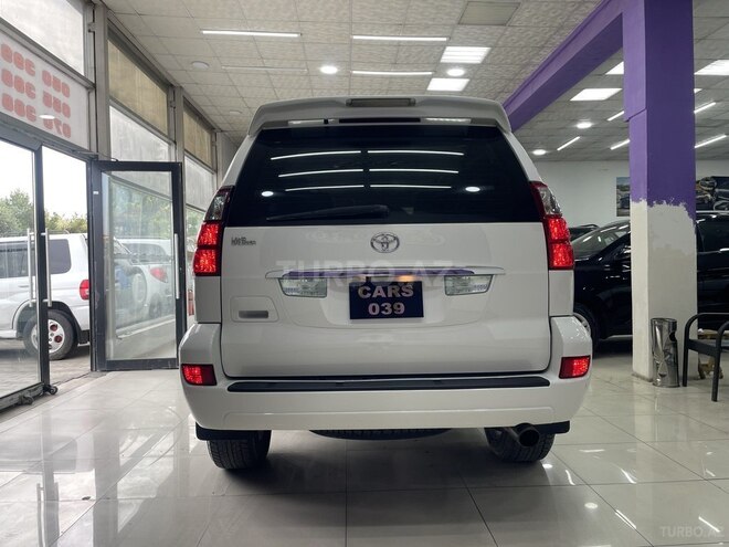 Toyota Land Cruiser Prado-10