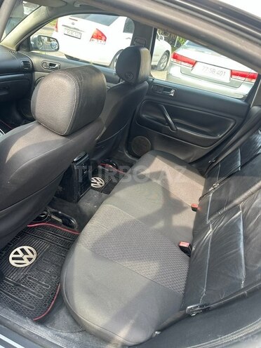 Volkswagen Passat 2002, 255,000 km - 1.8 l - Bakı
