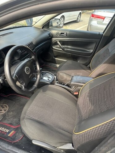 Volkswagen Passat 2002, 255,000 km - 1.8 l - Bakı