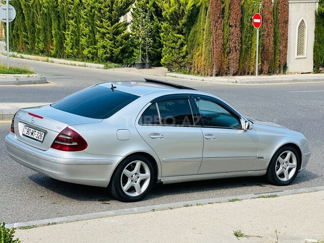 Mercedes E 220 d 2004, 464,000 km - 2.2 l - Bakı