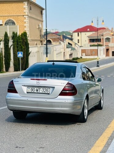 Mercedes E 220 d 2004, 464,000 km - 2.2 l - Bakı