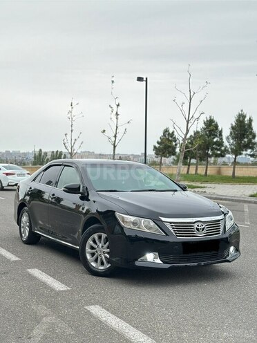 Toyota Camry-9