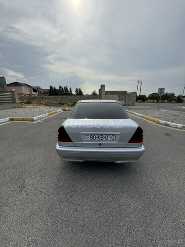 Mercedes C 220 1999, 445,464 km - 2.2 л - Bakı