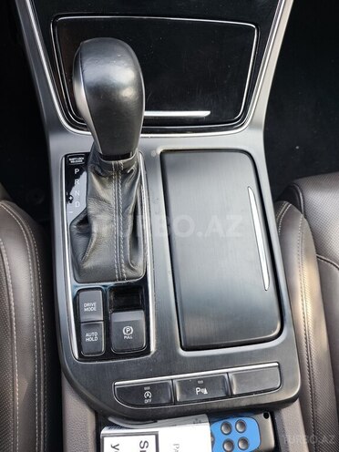 Hyundai Grandeur 2017, 240,000 km - 2.2 л - Bakı