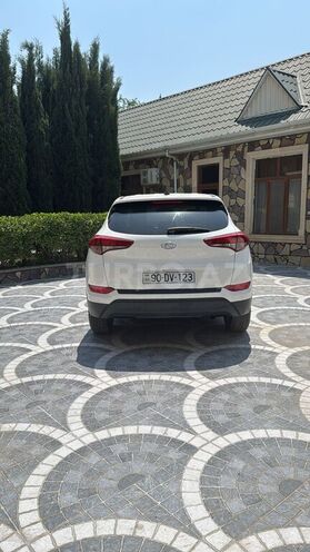 Hyundai Tucson 2016, 180,000 km - 2.0 l - Sumqayıt