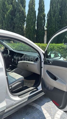 Hyundai Tucson 2016, 180,000 km - 2.0 l - Sumqayıt