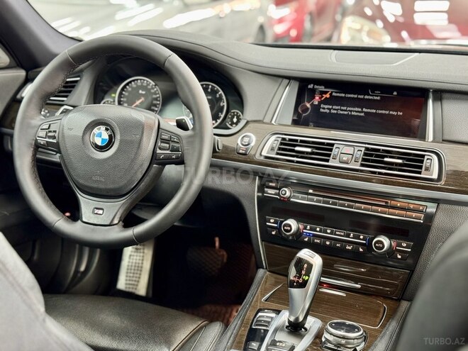 BMW 740-17