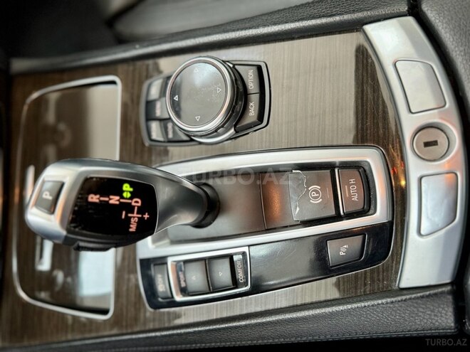BMW 740-45