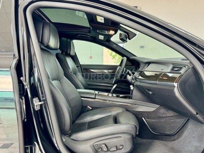 BMW 740-27
